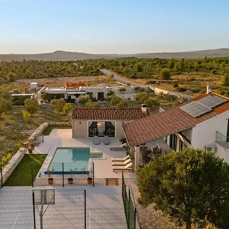 Stunning In Krkovic Tatil Evi